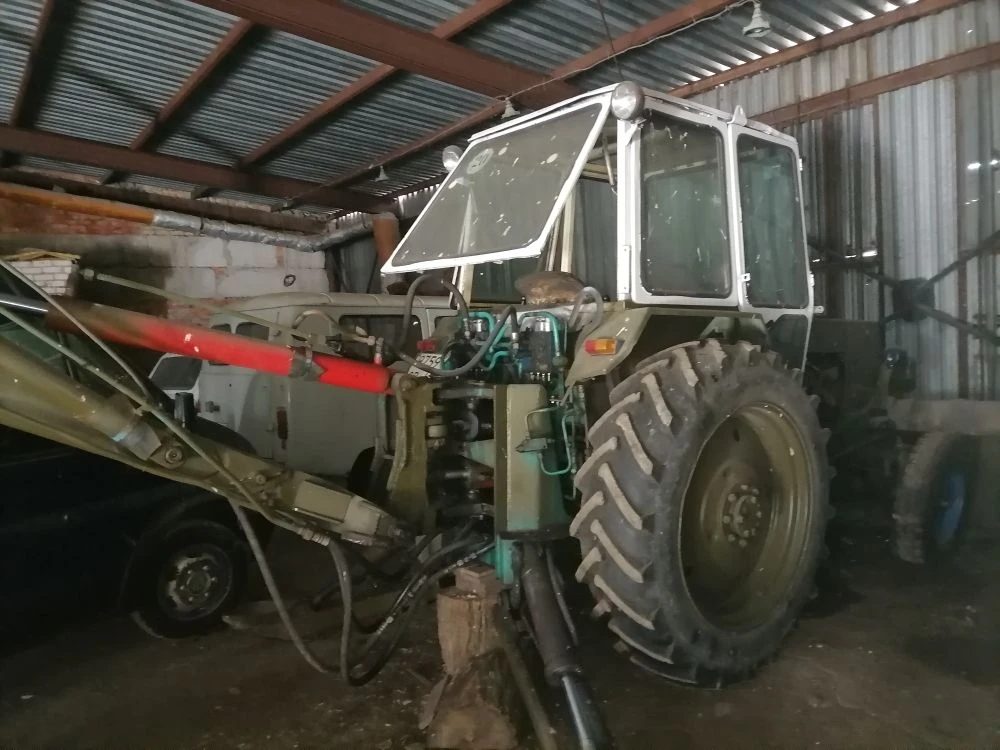 Право заключения договора купли-продажи транспортного средства экскаватор ЭО-26…