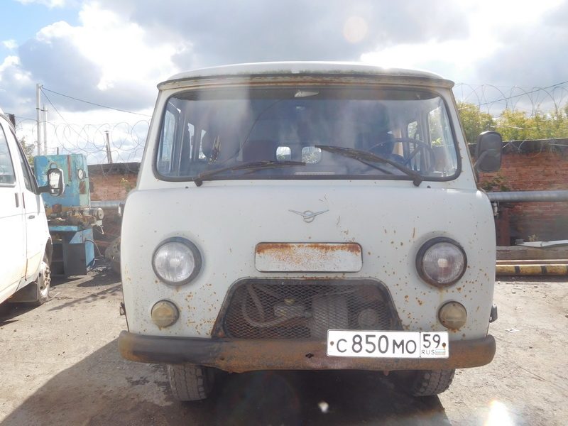 Автомобиль УАЗ-390902