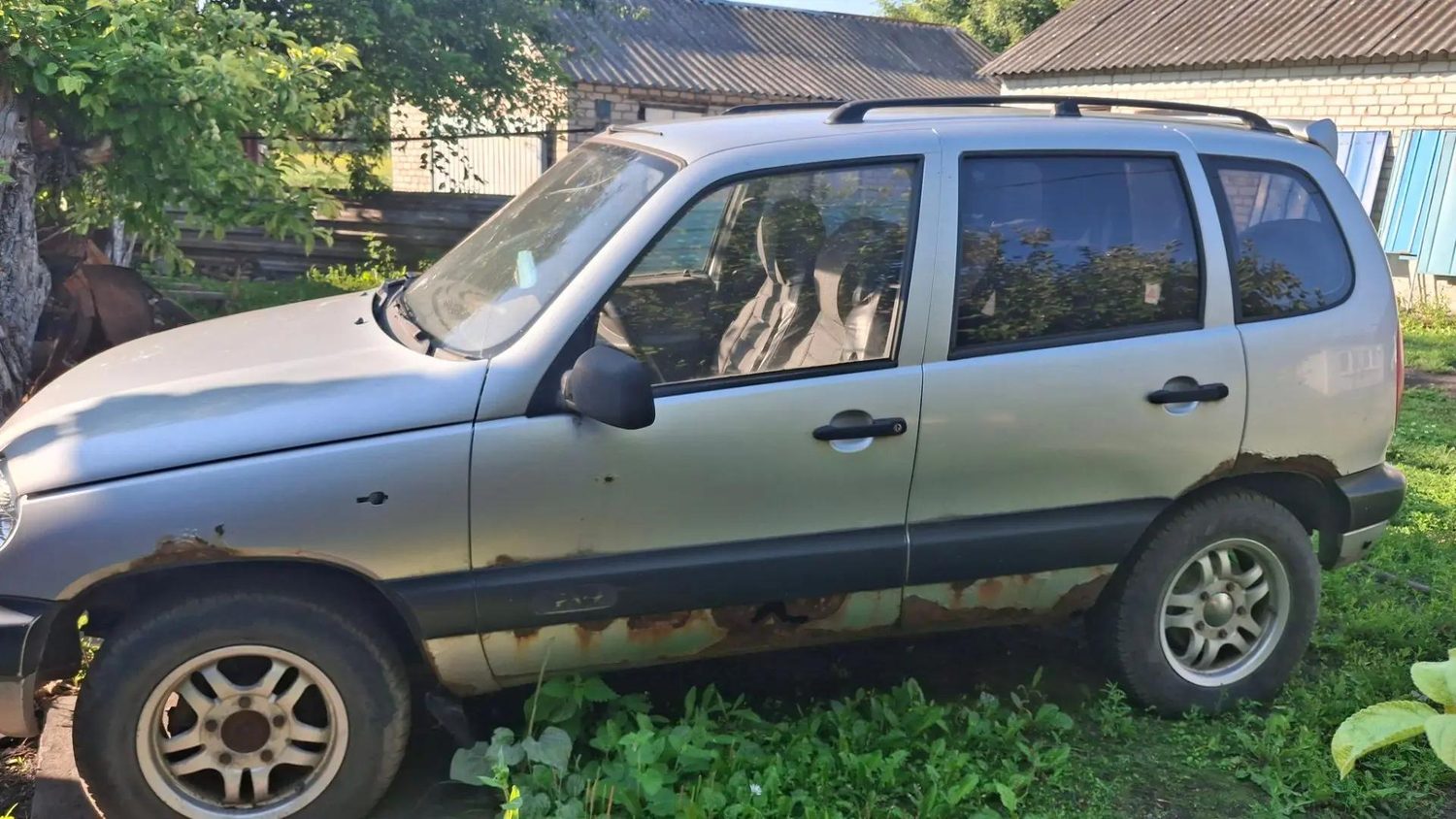 продажа легкового автомобиля ШЕВРОЛЕ НИВА