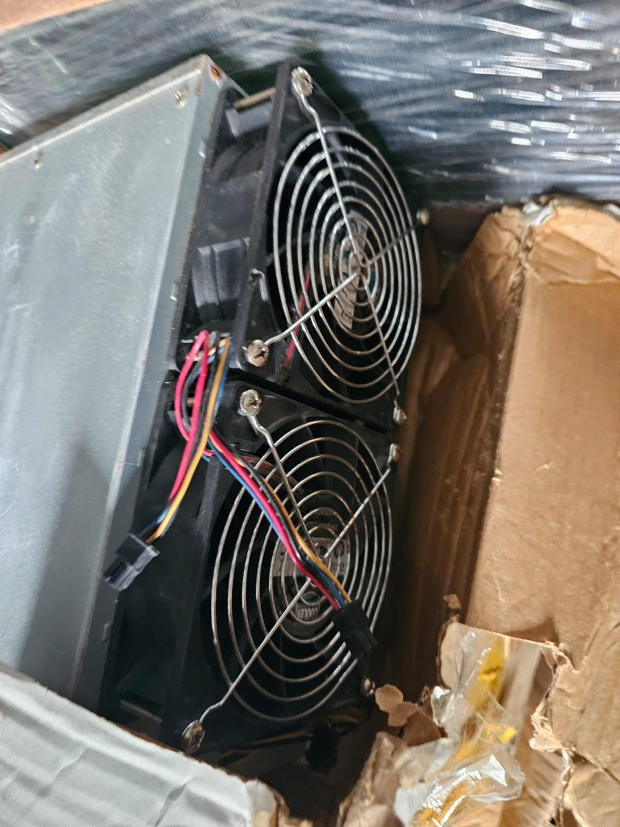 Электронно - вычислительное устройство (майнер) ASIC MINER INNOSILICON T2TH + н…