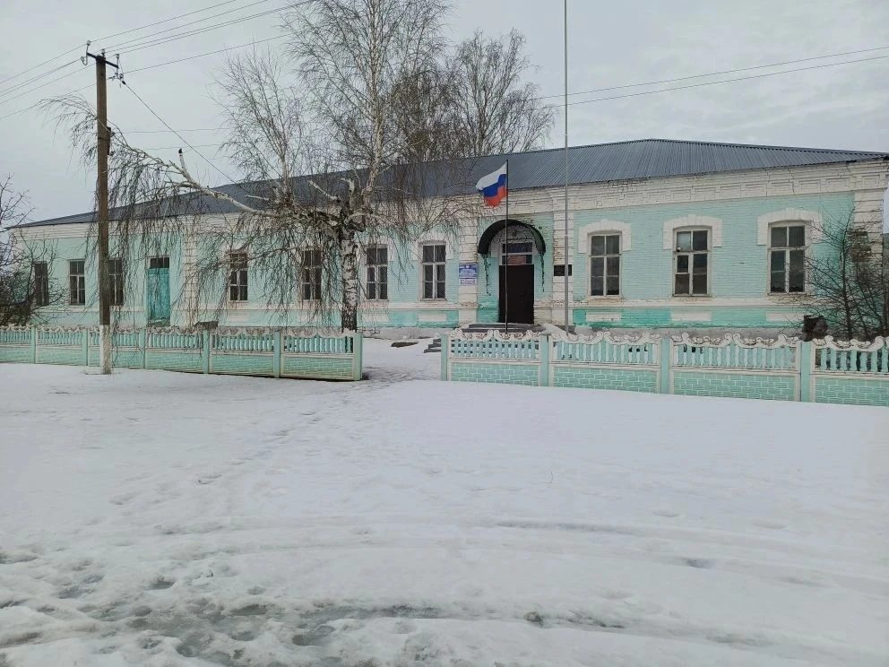 - Нежилое здание (Здание Никольской 2-й ООШ с пристройкой), площадью 578,4 кв.м…