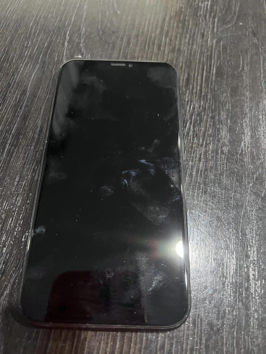 мобильный телефон марки "Iphone XR" в корпусе черного цвета 1 Штука (шт)