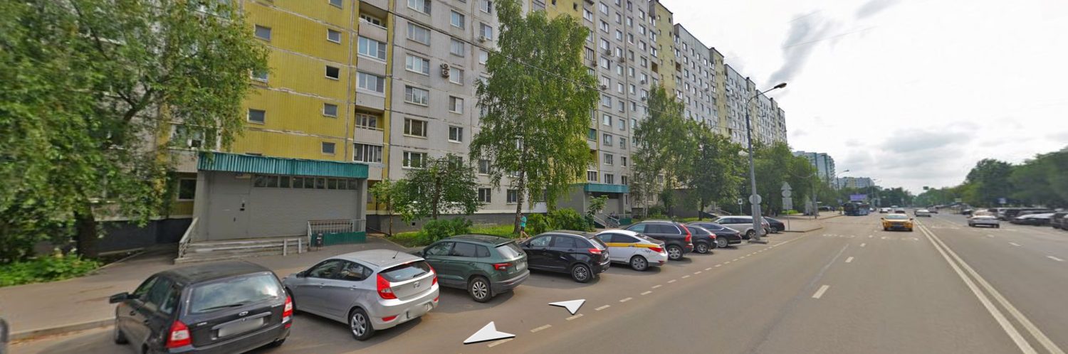 1/2 доли в праве собственности в квартире пл.61,5 кв.м. по адресу: г.Москва, ул…