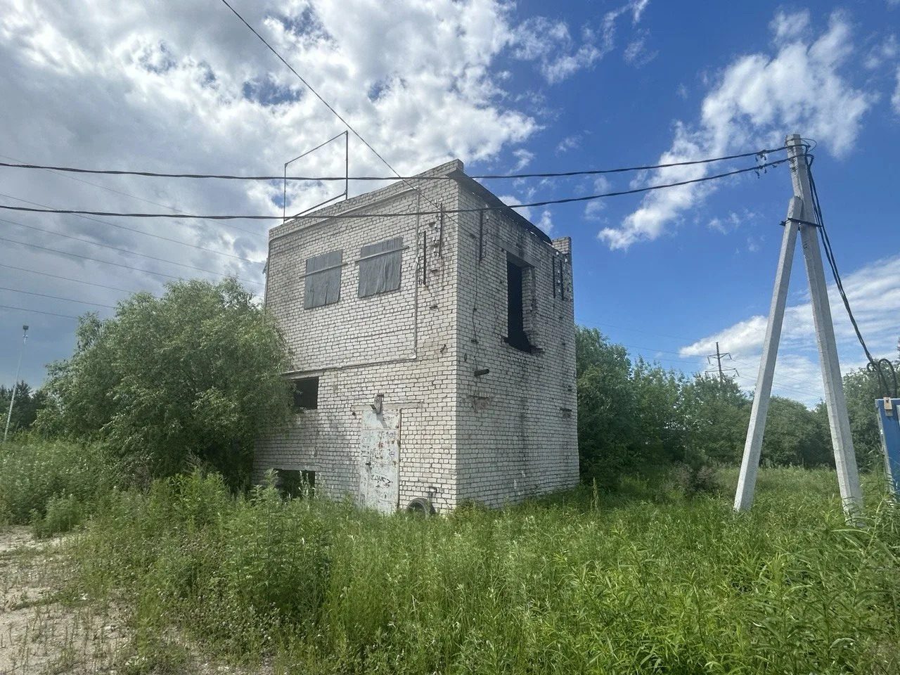 Здание (объект незавершенного строительства), площадью 72,6 кв.м, степень готов…