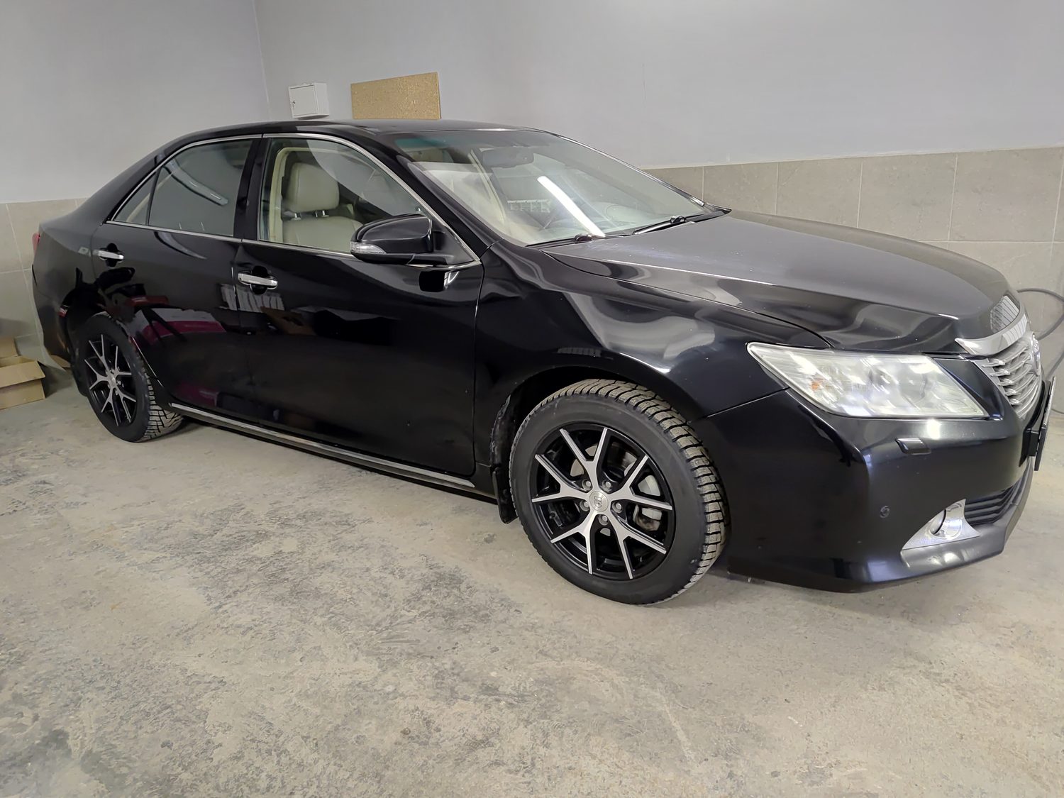 Транспортное средство: автомобиль TOYOTA CAMRY