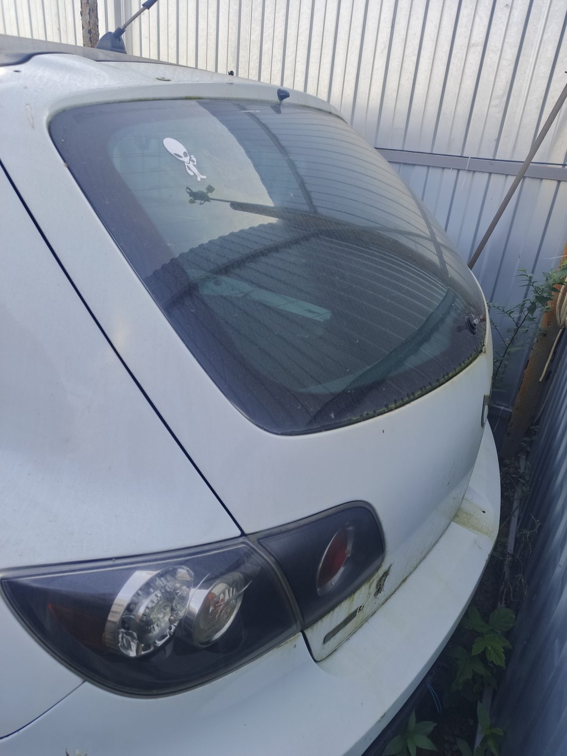 Автомобиль MAZDA AXELA, г.р.з. Х132МО72, цвет серый, г.в. 2004, номер кузова ВК…