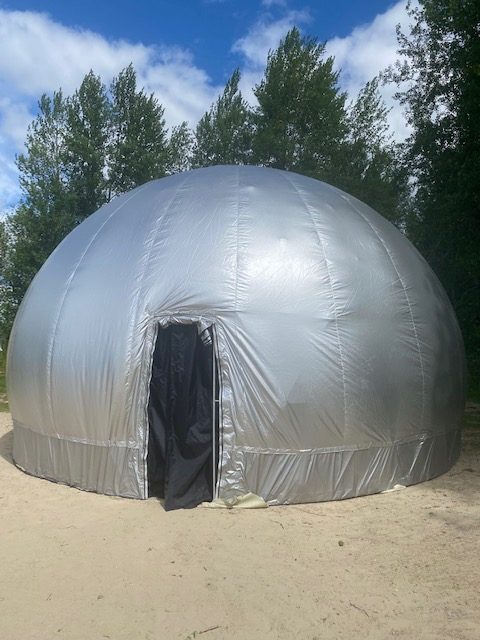 Каркасно-вакуумный передвижной купол "V-Dome" диаметром 6,9м высота 4,3м