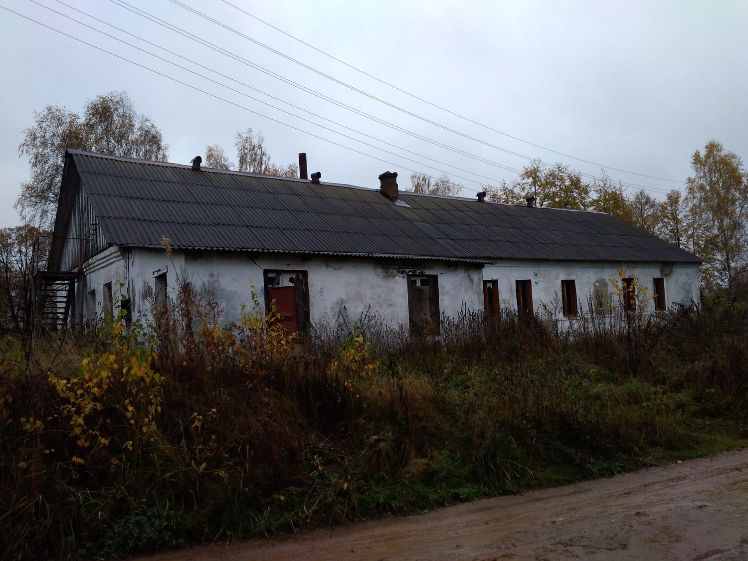 Нежилое здание с земельным участком, расположенные по адресу: Ярославская облас…