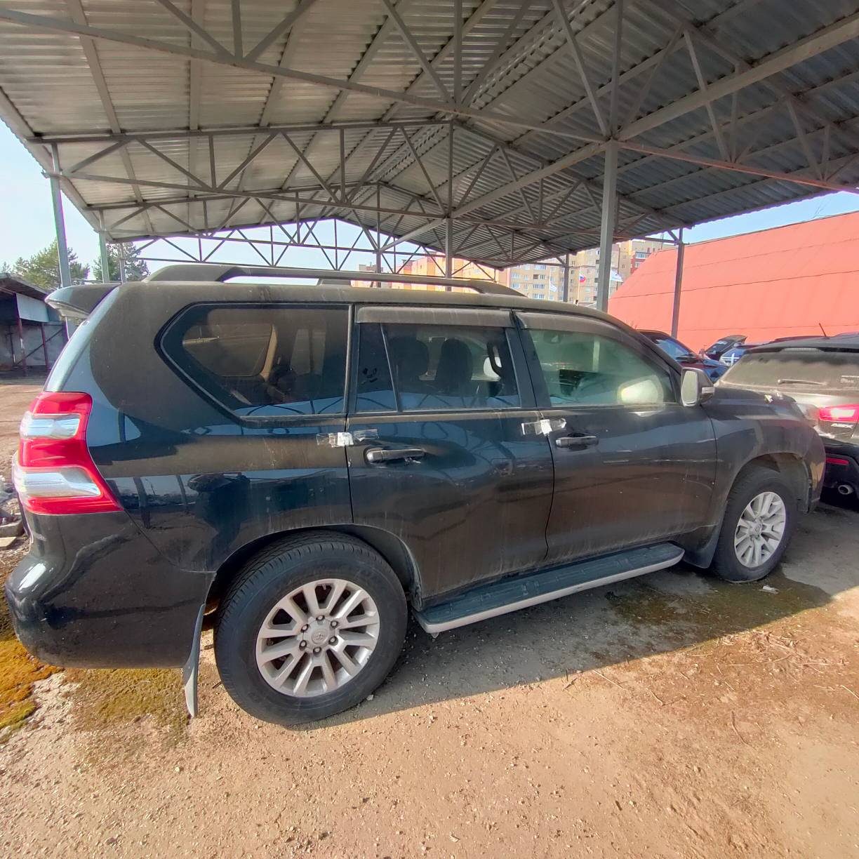 Лот № 4. Автомобиль Toyota Land Cruiser 150 Prado, 2015 года выпуска, государст…