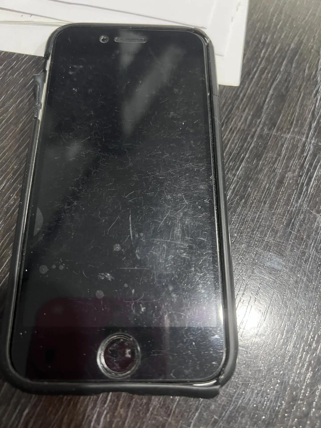 мобильный телефон "Iphone SE" 1 Штука (шт)