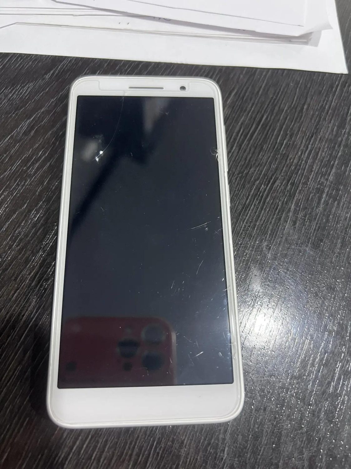 мобильный телефон марки Alcatel в корпусе бежевого цвета ID 12011057707826 1 Шт…