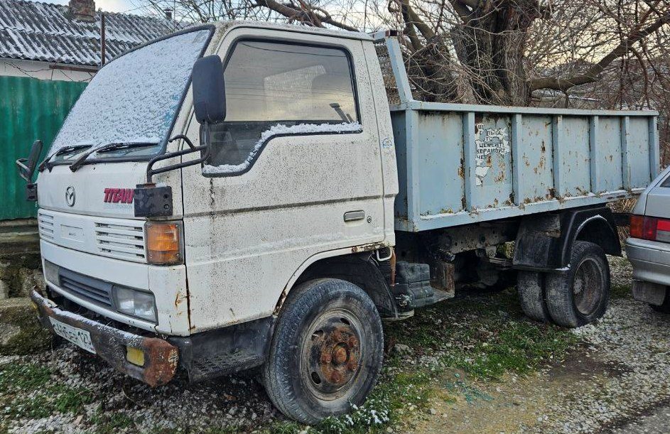 Д-к Тамлиани Г.В. А/м грузовой фургон MAZDA TITAN, г/в 1994, г/н Е495ЕР123, № ш…