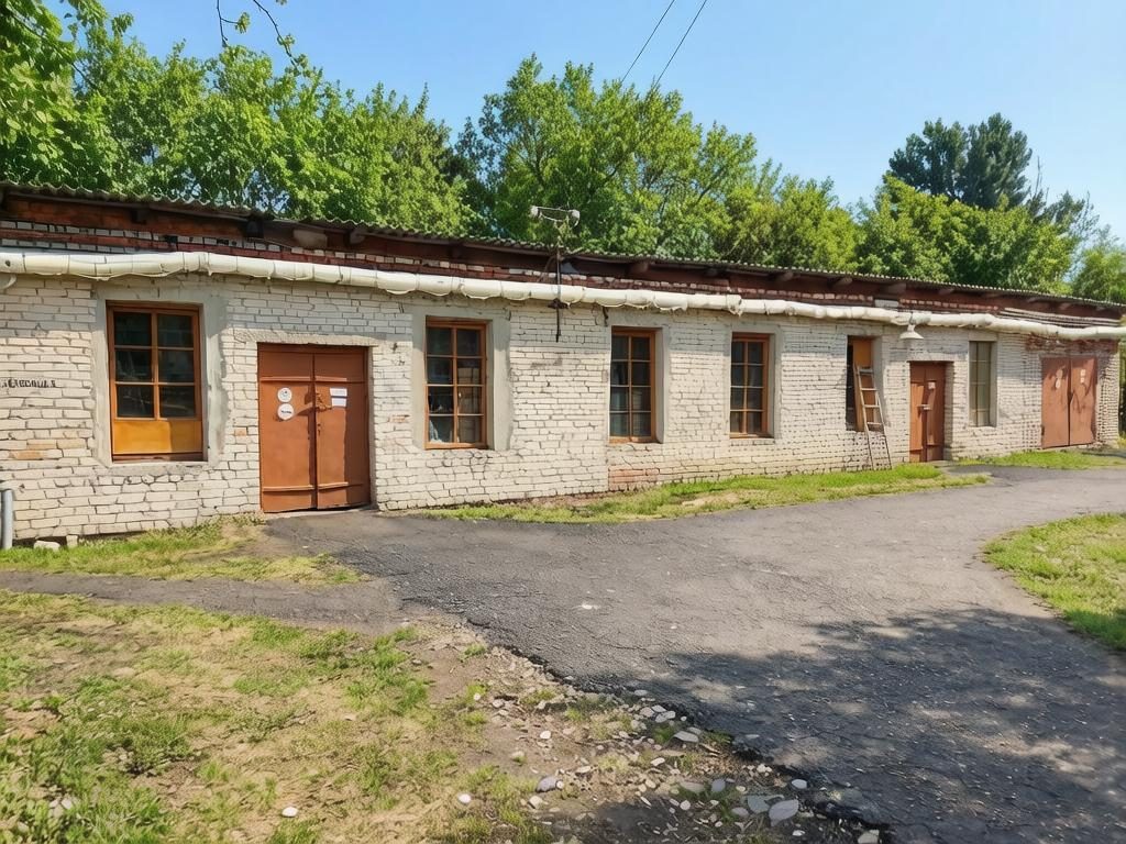 Имущественный комплекс на земельном участке площадью 10395 кв. м с кадастровым …