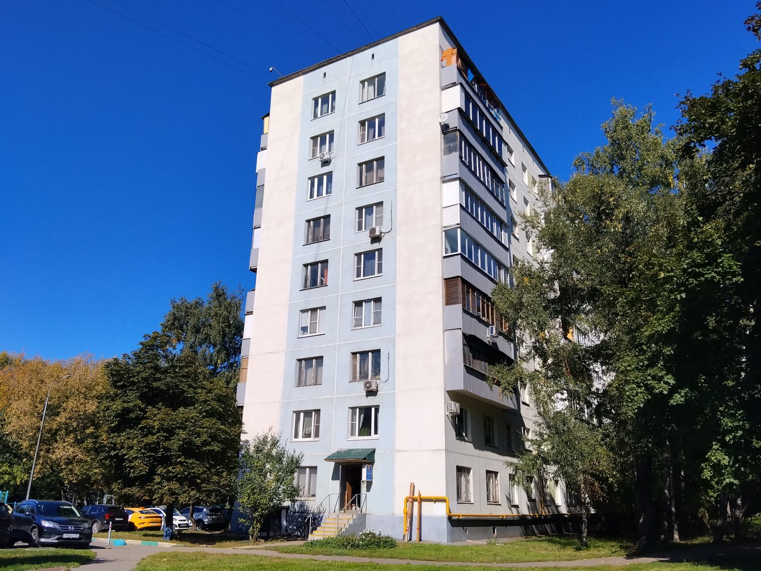 Продажа имущества, находящегося в собственности города Москвы, жилое помещение …