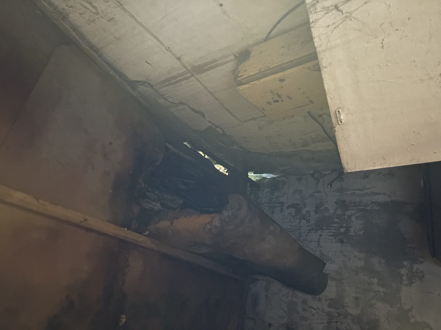 Нежилое строение (магазин), 22:38:020863:85
