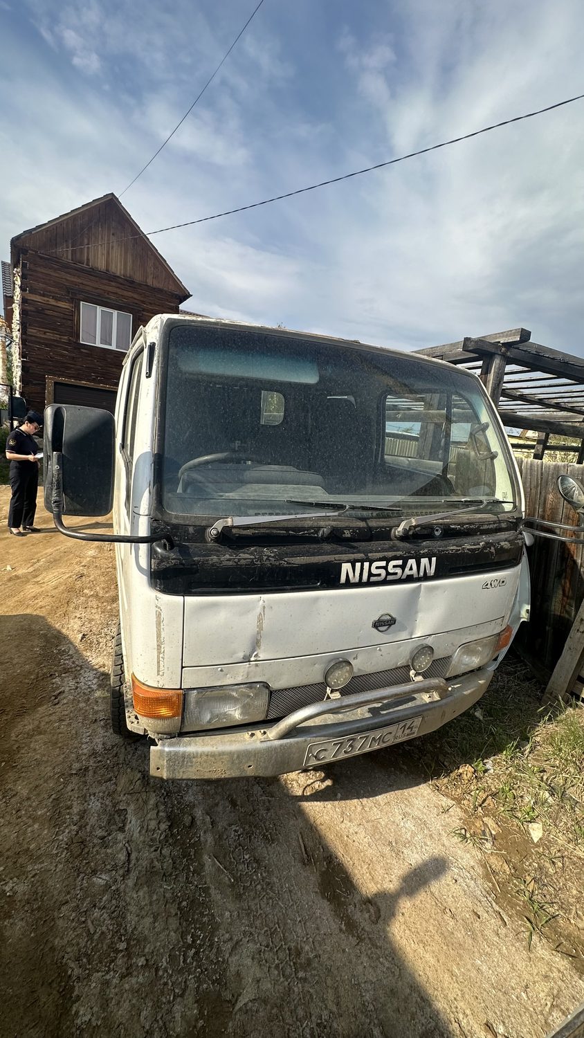 Грузовой бортовой, Nissan Atlas, 1998 г.в., г/н С737МС14, цвет белый, номер шас…