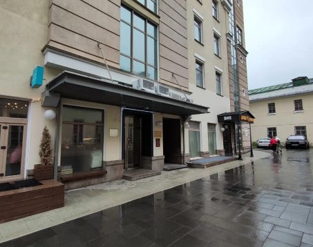 Продажа посредством публичного предложения в электронной форме машино-места с к…
