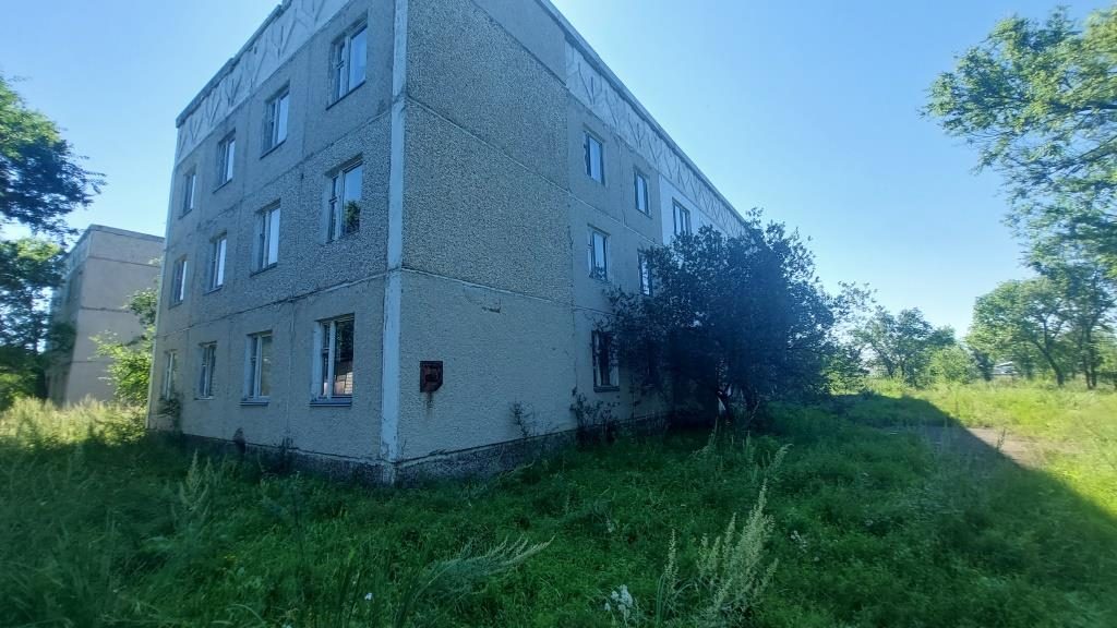 Недвижимое имущество, состоящее из: Земельного участка с кадастровым номером 19…