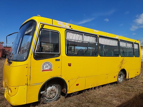 Лот № 14 - АВТОБУС, модель/марка БОГДАН А09204, инвентарный № 1012040, год выпу…